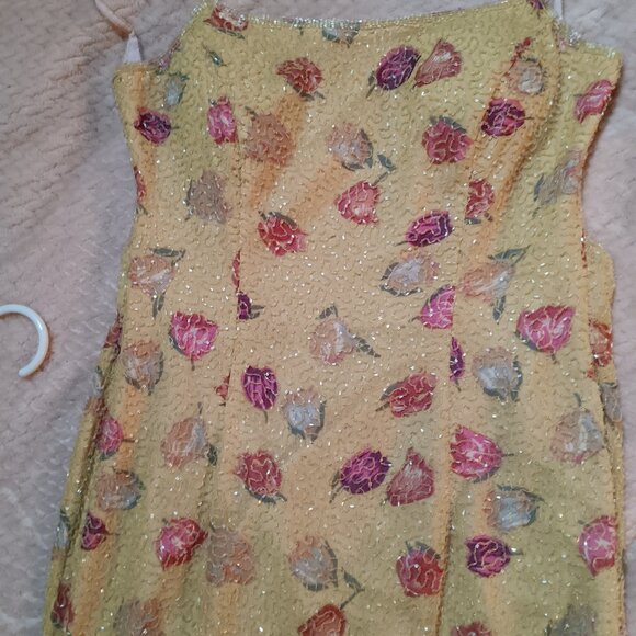 Prom dress - Picture 1 of 8